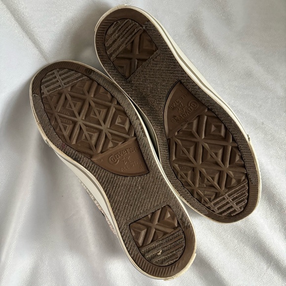 Converse Low Top Shoes Sneakers Rainbow Diamond Shimmer Size 6 - Picture 9 of 15